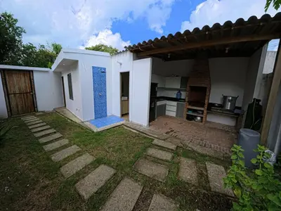 a backyard of a house with a kitchen at CountrySide Stay Melina in San Mateo