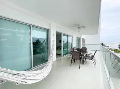 a balcony with a hammock in a house at Apartamento Cartagena Morros Epic in Cartagena de Indias