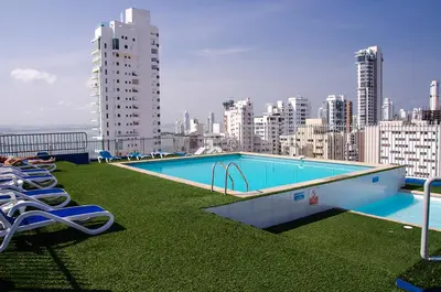 a swimming pool on the roof of a building at Apartamento en Edificio Portofino 606 ICDI in Cartagena de Indias