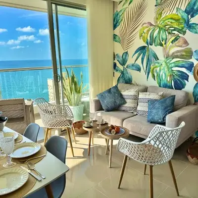 Great sunsets & sea views