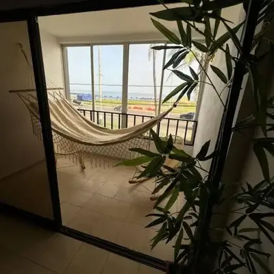 Apartamento frente a la playa