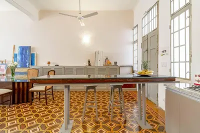 a kitchen with a large island in a room at Loft en Corazón de Ciudad Antigua in Cartagena de Indias