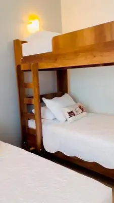 a couple of bunk beds in a room at Mirador del Laguito 13003 in Cartagena de Indias