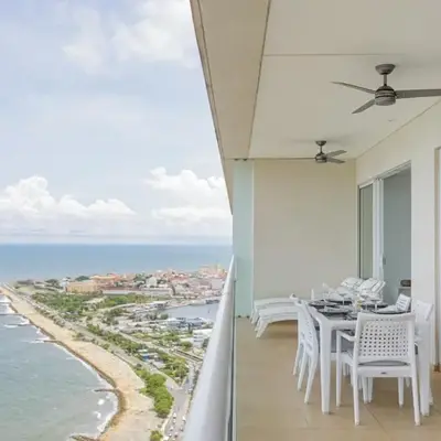 Luxury apt sea front AC Wifi pool at cartagena