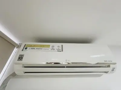 a white stove top oven with a sticker on it at Low cost 2A,TV 60 15 min B vista in Barranquilla