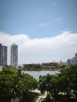 a view of a river in a city with buildings at Apartamento con vista al Laguito, Nuevo Conquistador in Cartagena de Indias