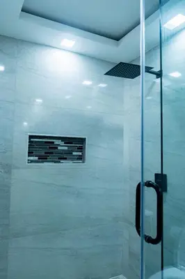 a shower with a glass door in a bathroom at Luxury Apartment BayView Jacuzzi Guestfriendly in Cartagena de Indias