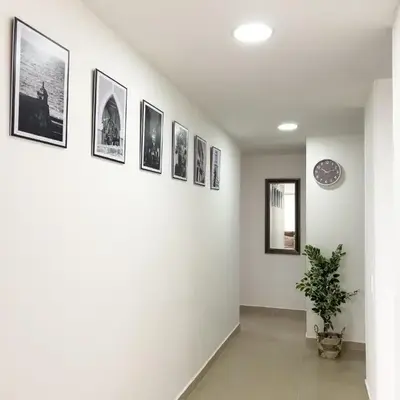 3 Cuartos 2 balcones