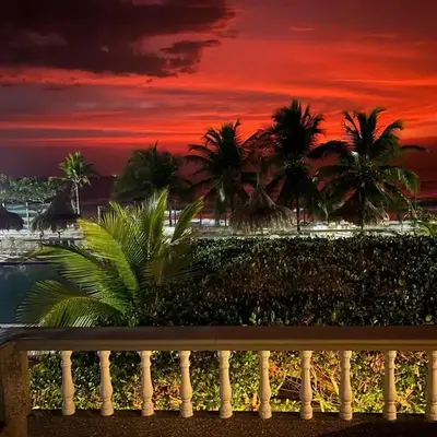 Hermosa villa frente al mar