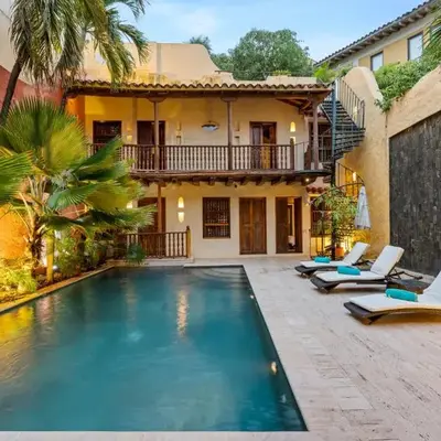 Reve hotel