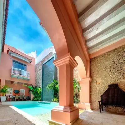 Upper Hotel