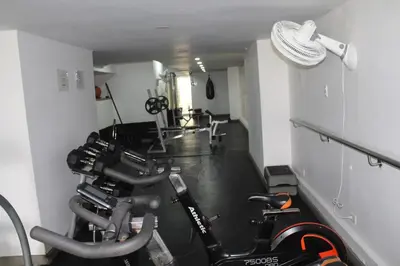 a gym with several exercise bikes in a room at Espectacular apartamento morros 3 in Cartagena de Indias