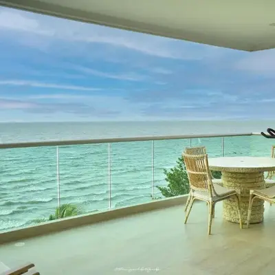 Magico Apartamento Frente al Mar 3 Habitaciones CV41