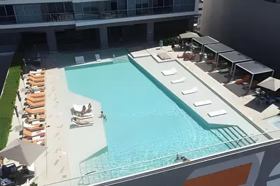 an overhead view of a swimming pool on a building at Espectacular Apto de 2 Hab en Piso 27-Morros City in Cartagena de Indias
