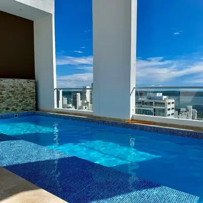 Stunning Bocagrande Beach Apartment