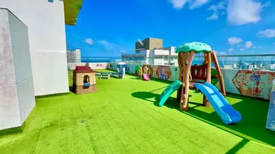 a playground on the roof of a building at Apartamento en Cartagena cerca al mar in Cartagena de Indias