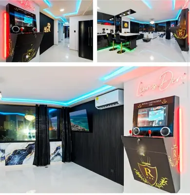 a video game room with a video game machine at Modern Luxury 2BR with Private Jacuzzi in Cartagena de Indias