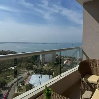 Oceanfront Loft with Incredible View