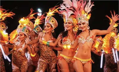 a group of performers in costumes at a carnival at Apartamentos Mirador - Excelente Ubicación by SOHO in Barranquilla