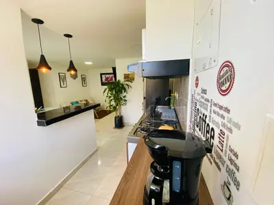 a kitchen with a blender sitting on a counter at Apartamento Exclusivo - Caribe Campestre Coveñas in Coveñas