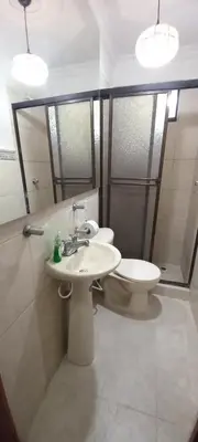 a bathroom with a sink and a toilet at Cartagena Apartamento en Manga de 2 Habitaciones in Cartagena de Indias