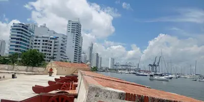 a view of a harbor with boats in the water at Cartagena Apartamento en Manga de 2 Habitaciones in Cartagena de Indias