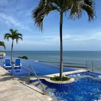 Frente al Mar home office 7B